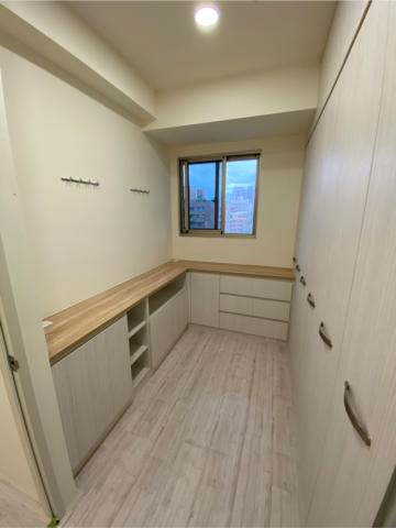 逸川室內裝修 - 更衣間