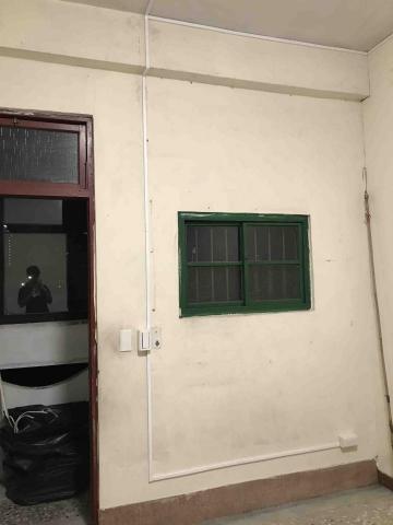 宥任水電工程（阿傑） - 壓條施作 開關插座安裝