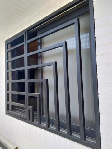 家灃實業社 - 防盜窗