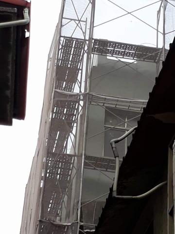 宏胤工程.黃晨森 - 外牆防水