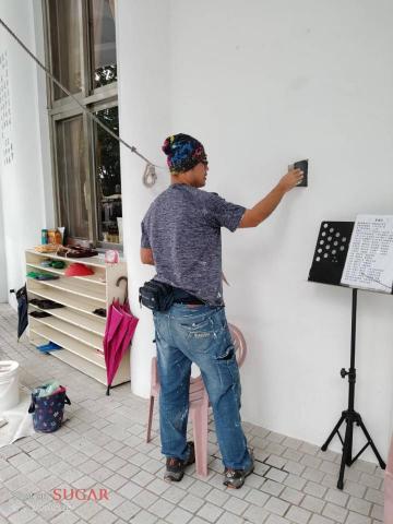 宏達油漆-專做小工程 - 批土