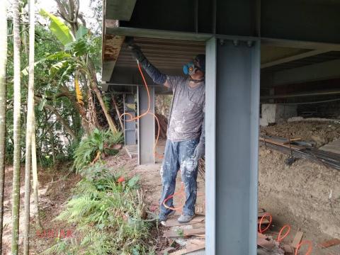 宏達油漆-專做小工程 - 噴漆