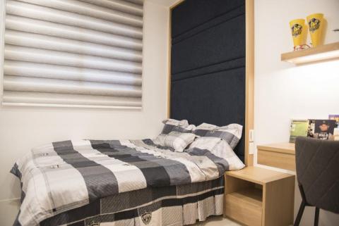 運長室內裝修工程有限公司 - 沈穩男孩房，以線條勾劃出空間區劃