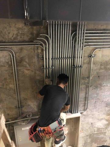 百慶水電燈飾企業社 - 大林慈濟EMT電力配管工程