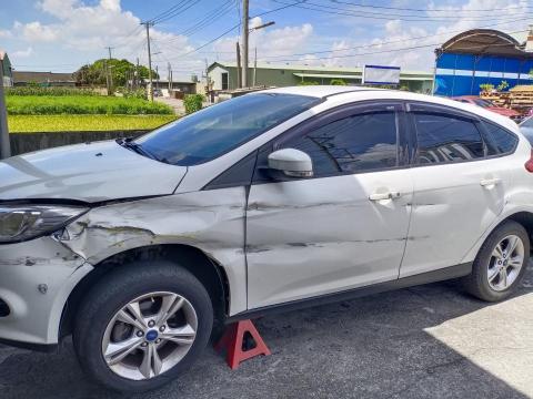 多元化服務處 - 車輛維修鈑金