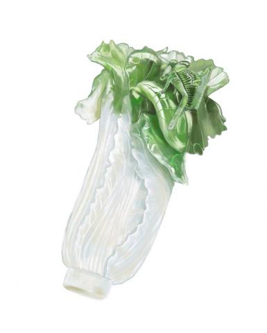 梁哺啾 - 故宮精品－翠玉白菜（寫實風）
　用寫實風格將翠玉白菜完整呈現出玉器閃閃發亮的質感。