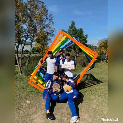 提供55服務的專家Youth T