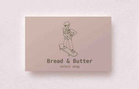 陳昭瑋 - Logo、名片設計：杯具、空間擺飾為主的網路購物平台，復古典雅的風格為走向，名稱bread&butter隱喻家用擺飾對於生活質感的重要，因此logo部分以19年代男孩穿著為圖像傳遞復古風格，運用滑板的圖像表達挑選家用是品味生活的一種玩心
