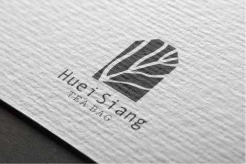陳昭瑋 - 茶包販售的logo設計：結合葉脈與茶包的形構成logo的視覺