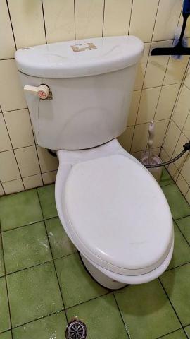 旺旺水電工作行 - 更換水箱