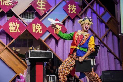 魔力宏娛樂活動公關公司｜魔術表演｜活動企劃 - 小丑魔術表演