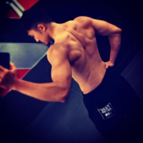 徒手健身阿哲 - 