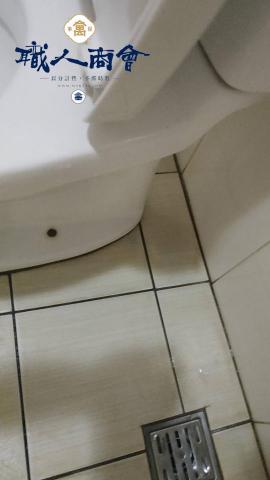 萬事屋職人商會有限公司 - 廁所邊角、隙縫絕對不會放過它!如果看到還有點髒髒的...
代表真的刷不起來了XD
★磁磚隙縫去黴,1分鐘10元唷! 萬事屋職人商會有限公司 - 廁所邊角、隙縫絕對不會放過它!如果看到還有點髒髒的...
代表真的刷不起來了XD
★磁磚隙縫去黴,1分鐘10元唷!