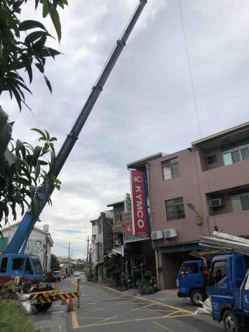 開心農業社 - 屋頂舊鐵皮拆除