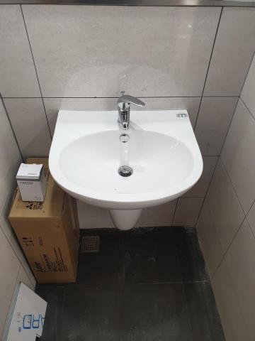 阿龍水電 - 臉盆按裝完成