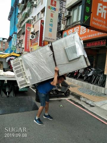 世明搬家貨運行 - 