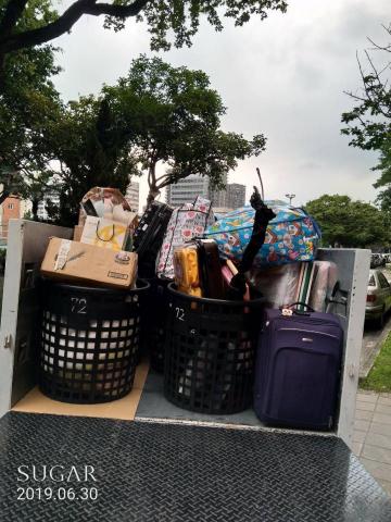 世明搬家貨運行 - 