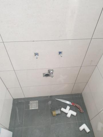 阿龍水電 - 臉盆按裝前