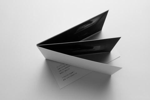 NINGs.studio - 藝術作品主視覺卡
作品網站:https://2013nings.com/vcd NINGs.studio - 藝術作品主視覺卡
作品網站:https://2013nings.com/vcd