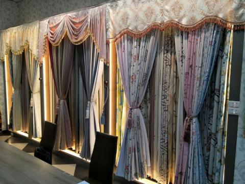 富居窗簾 - 丈量設計估價安裝完全免費！上萬種花色及款式供您選擇！