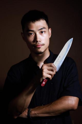 梁祐毓 - 形象照拍攝(可來工作室或加出機費到貴公司拍攝)
亦可拍攝去背照