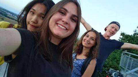 蔡繡臨 - 與德國朋友們出遊