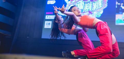 蔡繡臨 - 全國大學FEMALE FREESTYLE比賽個人側拍照
