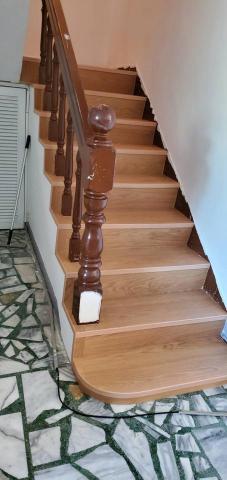 建漢木地板 - 超耐磨地板樓梯