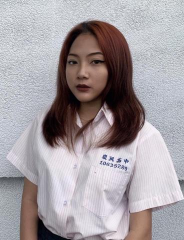黃妤婕