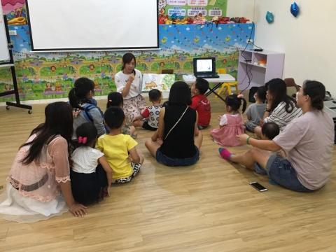 Ariel 美術設計&英文教學 - 英文繪本課程