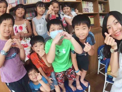 陳秋丹 - 安親班生活中照2017/07