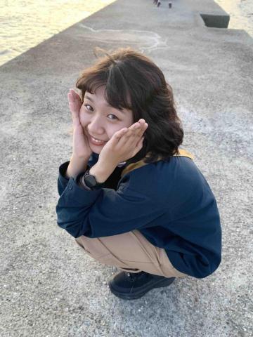 提供制作卡片服務的專家陳怡岑