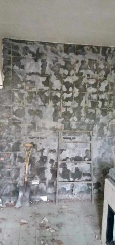 輕鬆專業拆除打石 - 磁磚見底