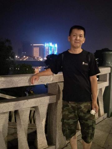 提供自助搬家台中服務的專家謝連通