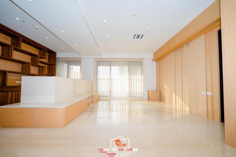 御城室內設計 - Design Style | 電梯大樓設計
Design Location | 高雄市
Surface Area | 45坪
Interior Space | 玄關、客廳、餐廳、廚房、主臥室、女兒房、兒子房
Primary Material | 烤漆木皮、裝潢板、超耐磨木地板、石材、乳膠漆