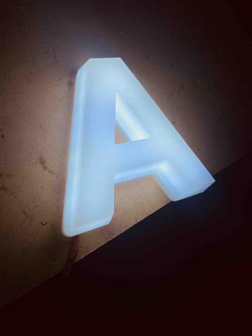 玄裕設計 - 迷你發光字
 玄裕設計 - 迷你發光字