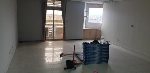 林旭崙集佳水電裝修 - 基隆路辦公室案場主要需求為壓條施工插座與網路佈線