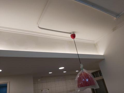 和謙油漆工程 - 塵板照明