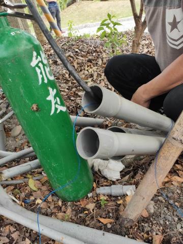 奧迪熊工程行 - 通管以及拉線