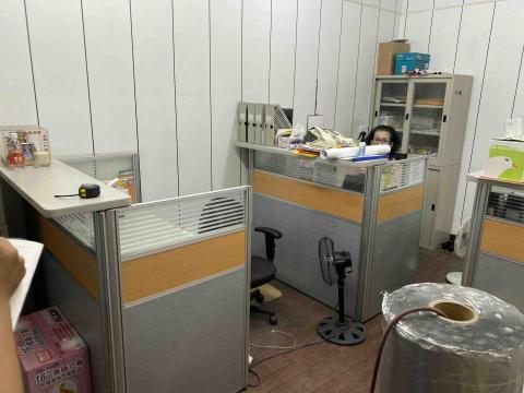 力豪室內裝修櫥櫃家具工程 - 辦公設備 力豪室內裝修櫥櫃家具工程 - 辦公設備