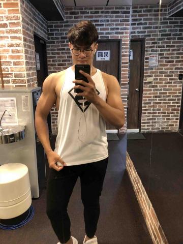 提供飲食控制服務的專家曹有義（Aron)