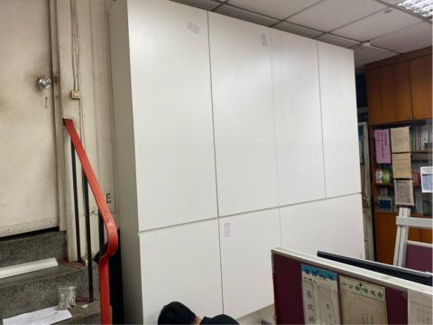 力豪室內裝修櫥櫃家具工程 - 訂製系統書櫃-2 力豪室內裝修櫥櫃家具工程 - 訂製系統書櫃-2