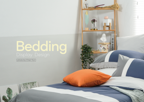 何浩平 - 敬喆：攝影陳列設計
溝通需求與風格，開列陳列物清單以及現場陳列主導