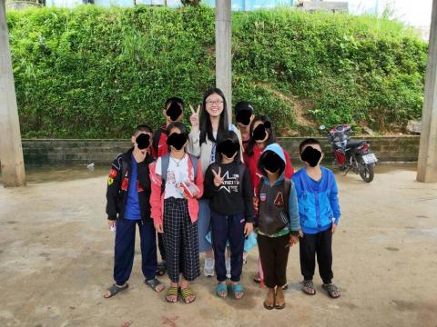 李欣頻 - 參加國際史懷哲 到泰國美斯樂進行華語文教學