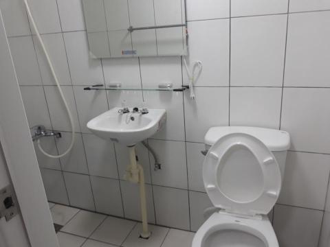 浴室泥作工程 - 裝衛浴設備