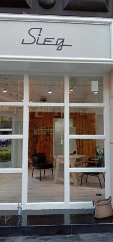 優美家油漆 - 門面櫥窗噴漆重整