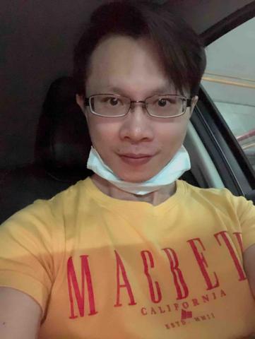 提供台南新秘教學服務的專家王文暉