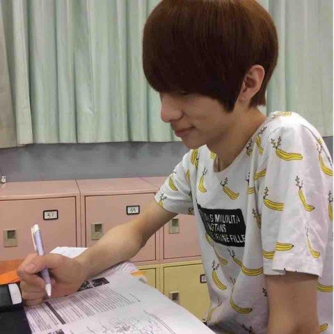 提供外語領隊服務的專家華老師英文家教