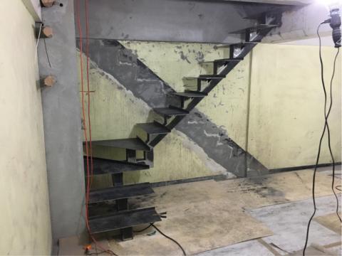 群曜鐵件工坊 - 龍骨梯