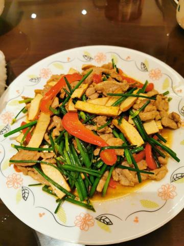 康小姐 - 韭菜花肉絲豆干